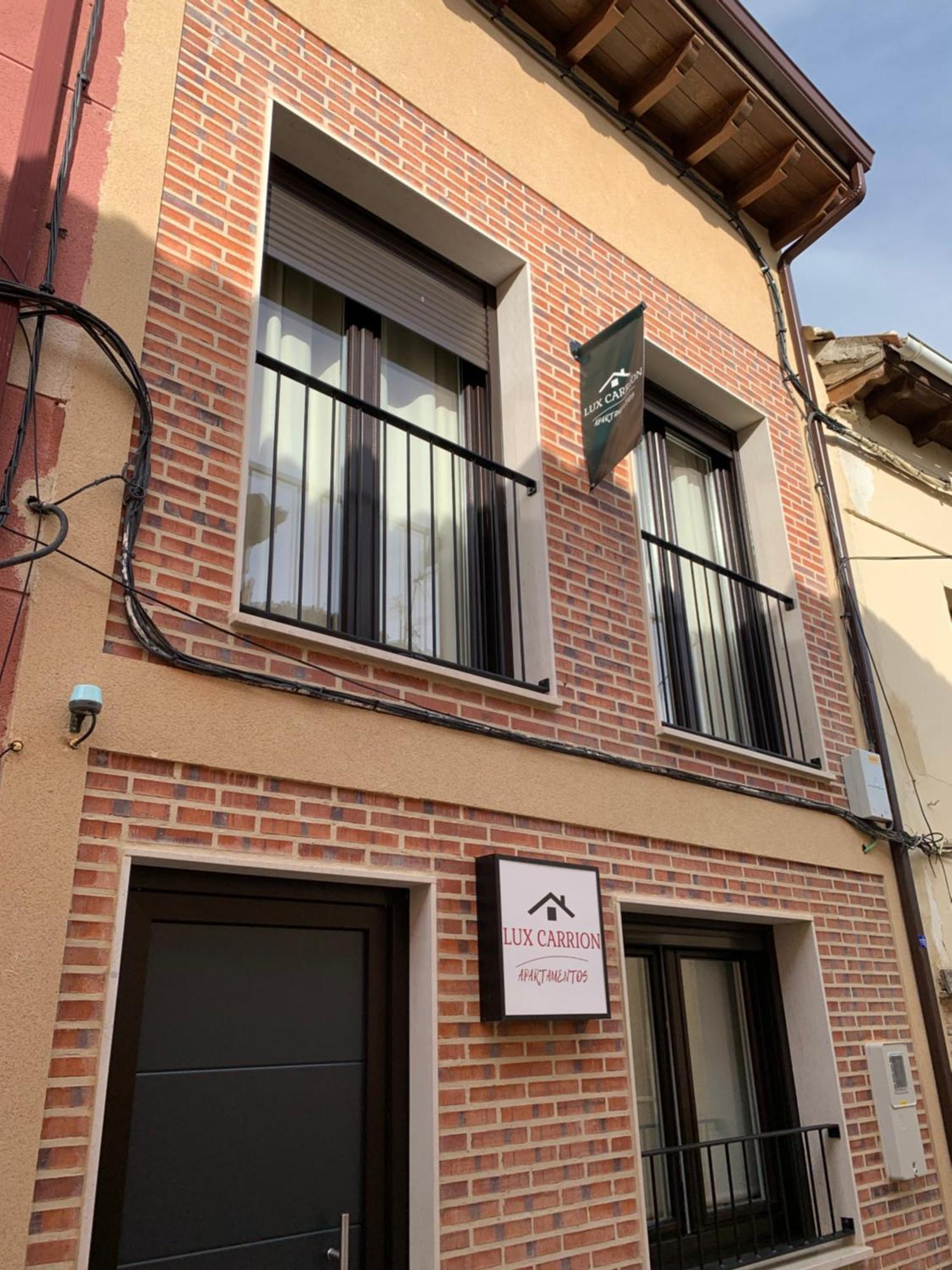 Apartamentos Lux Carrion Каррион-де-лос-Кондес Экстерьер фото